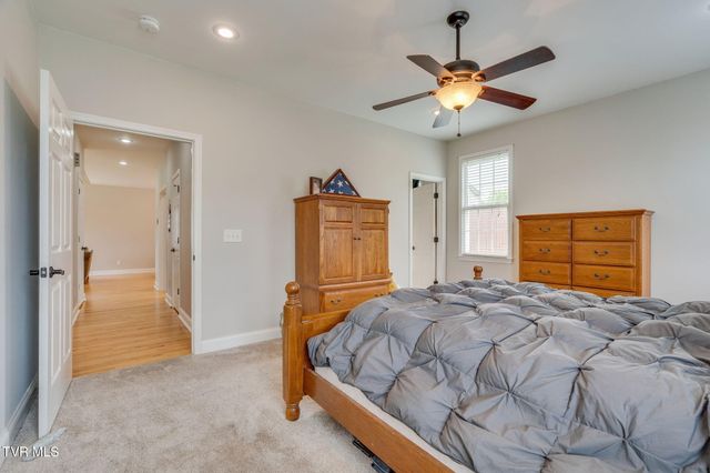 364 Jessicas Way, Johnson City, TN 37615