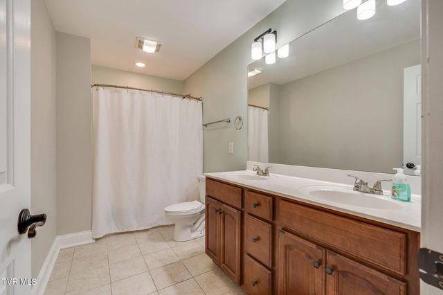 364 Jessicas Way, Johnson City, TN 37615