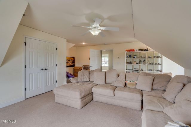 364 Jessicas Way, Johnson City, TN 37615