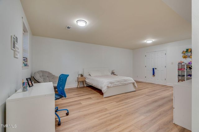 364 Jessicas Way, Johnson City, TN 37615