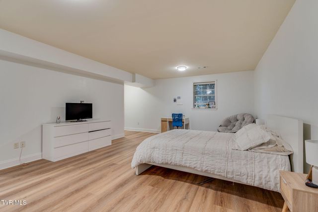 364 Jessicas Way, Johnson City, TN 37615