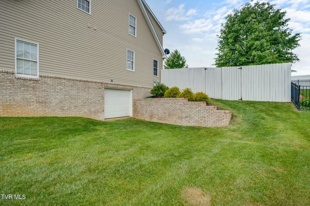 364 Jessicas Way, Johnson City, TN 37615