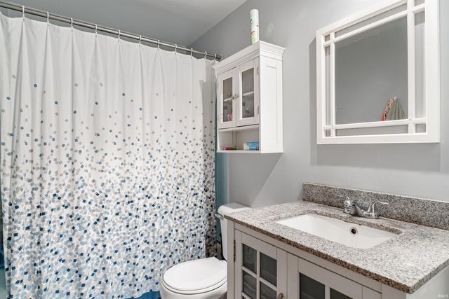 8131 Welsch Drive, Fort Wayne, IN 46815