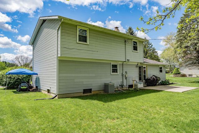 8131 Welsch Drive, Fort Wayne, IN 46815