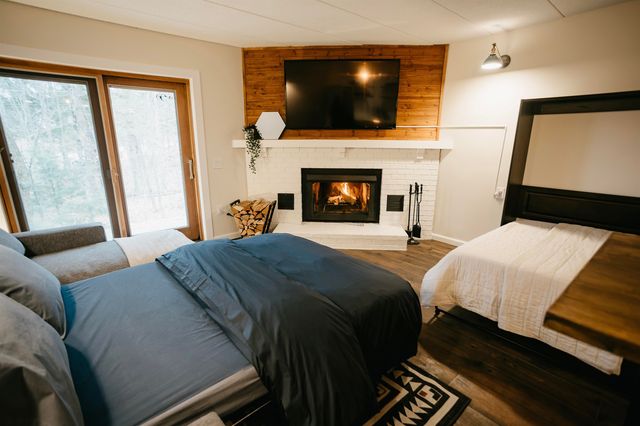 11C Snow Tree Ln, Dover, VT 05356