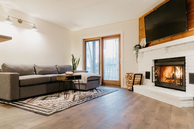 11C Snow Tree Ln, Dover, VT 05356