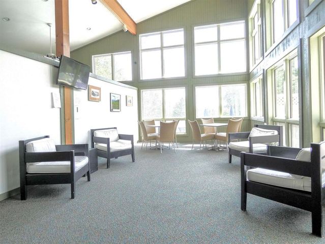 11C Snow Tree Ln, Dover, VT 05356