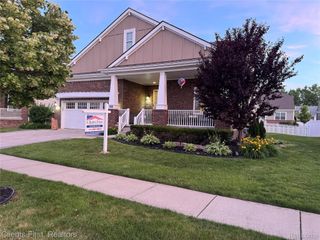318 Province Ln, Canton Charter Township, MI 48188