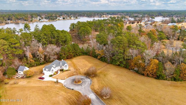 118 Elbert Lee Road N, Arapahoe, NC 28510