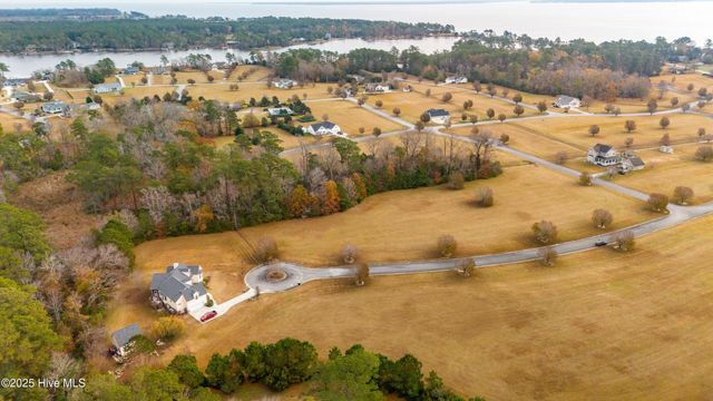 118 Elbert Lee Road N, Arapahoe, NC 28510