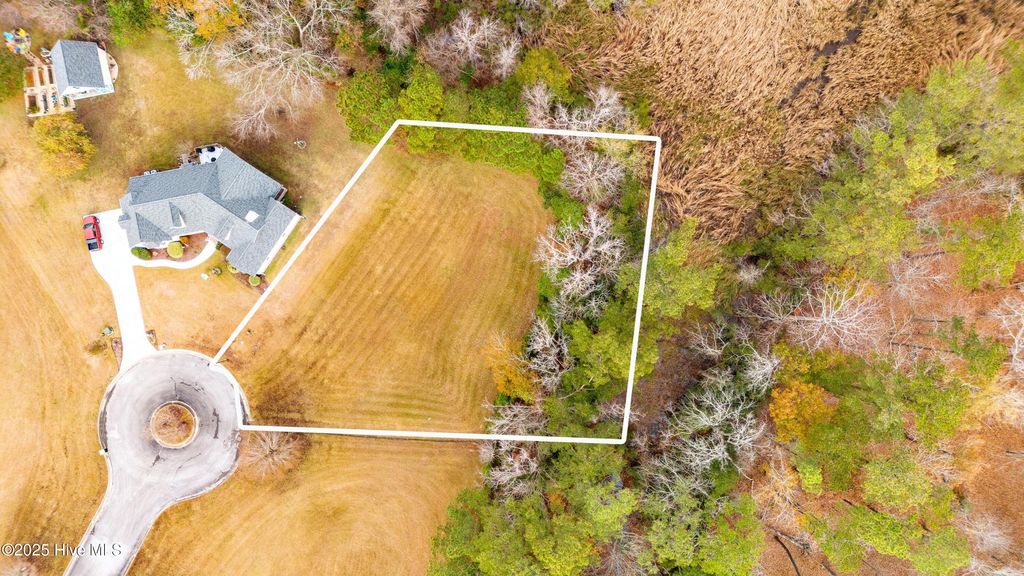 118 Elbert Lee Road N, Arapahoe, NC 28510