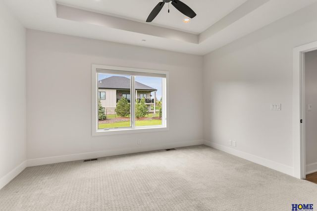 9750 Casa Galeano Court, Lincoln, NE 68520