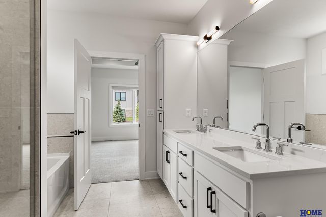 9750 Casa Galeano Court, Lincoln, NE 68520