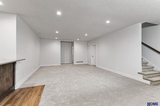 9750 Casa Galeano Court, Lincoln, NE 68520