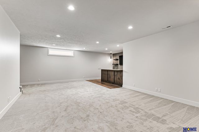 9750 Casa Galeano Court, Lincoln, NE 68520