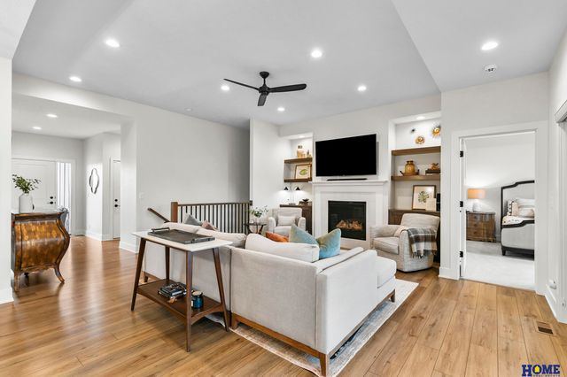 9750 Casa Galeano Court, Lincoln, NE 68520