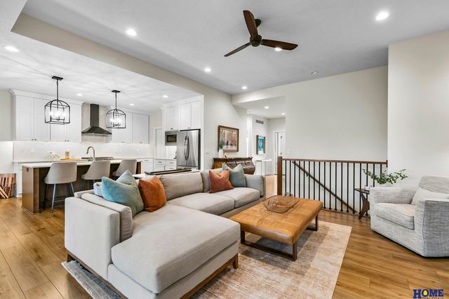 9750 Casa Galeano Court, Lincoln, NE 68520