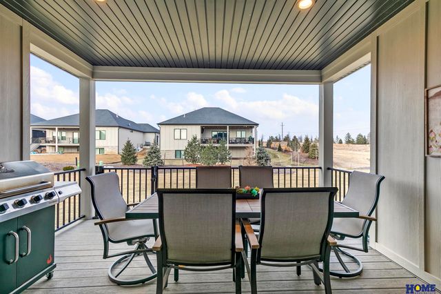 9750 Casa Galeano Court, Lincoln, NE 68520