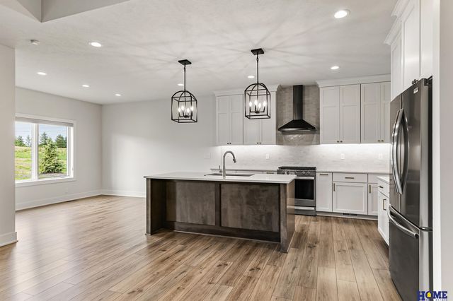 9750 Casa Galeano Court, Lincoln, NE 68520