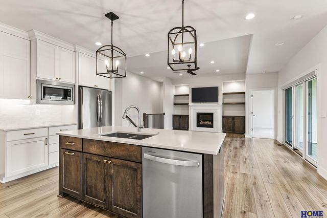 9750 Casa Galeano Court, Lincoln, NE 68520