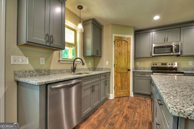 297 Oneida Circle, Ellijay, GA 30540