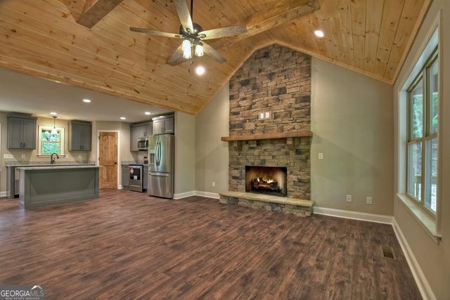 297 Oneida Circle, Ellijay, GA 30540