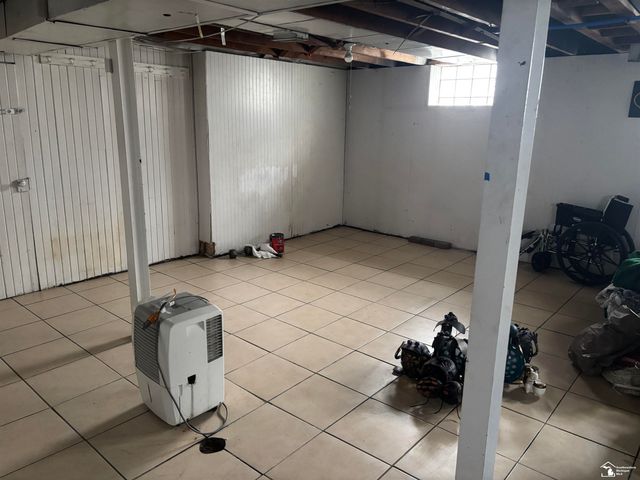 2933 Fort Park Avenue, Lincoln Park, MI 48146