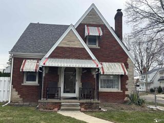 2933 Fort Park Avenue, Lincoln Park, MI 48146