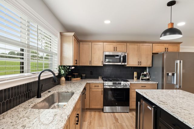 3793 Verona Caney Rd, Lewisburg, TN 37091