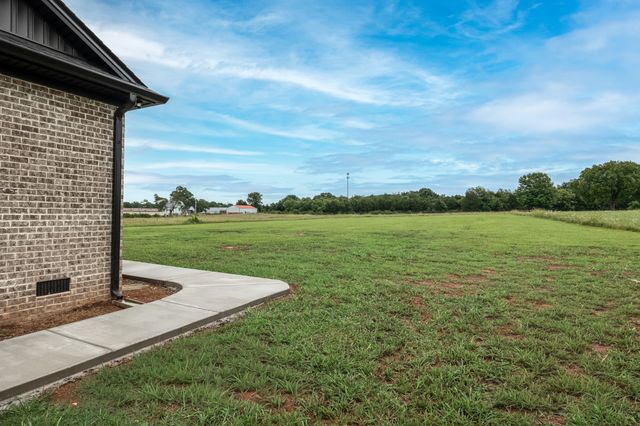 3793 Verona Caney Rd, Lewisburg, TN 37091