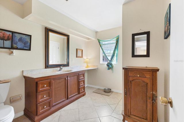 1819 MOVA STREET, Sarasota, FL 34231