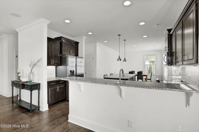 204 Waldorf Way, Hampstead, NC 28443