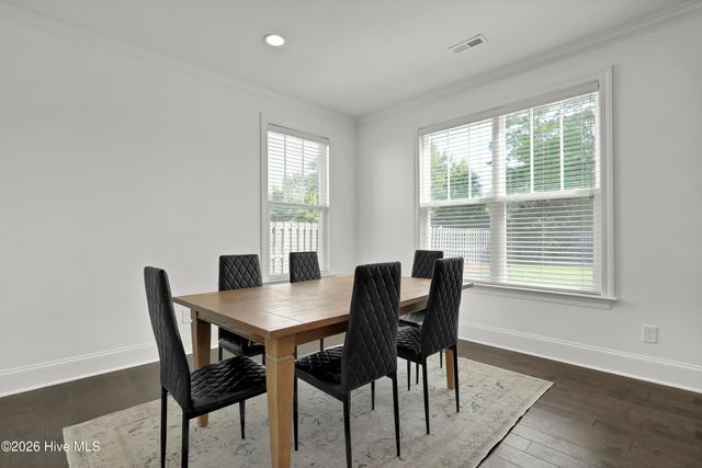 204 Waldorf Way, Hampstead, NC 28443