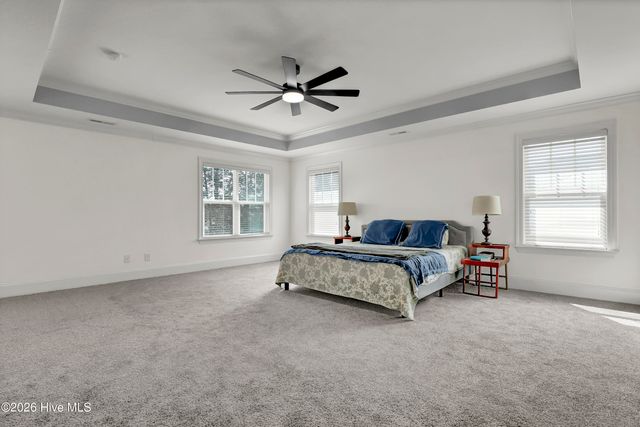 204 Waldorf Way, Hampstead, NC 28443