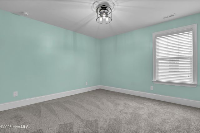 204 Waldorf Way, Hampstead, NC 28443