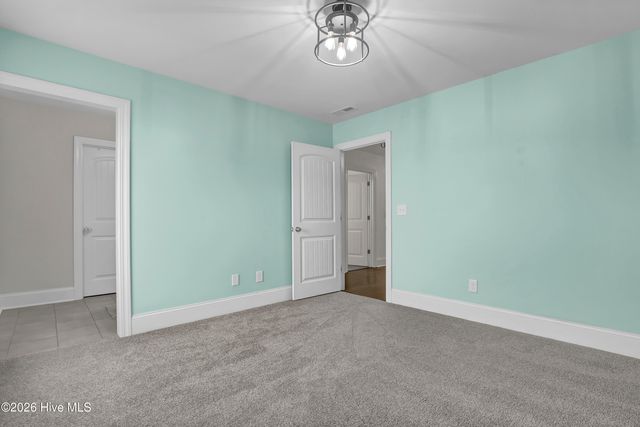 204 Waldorf Way, Hampstead, NC 28443