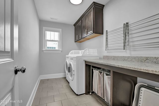 204 Waldorf Way, Hampstead, NC 28443