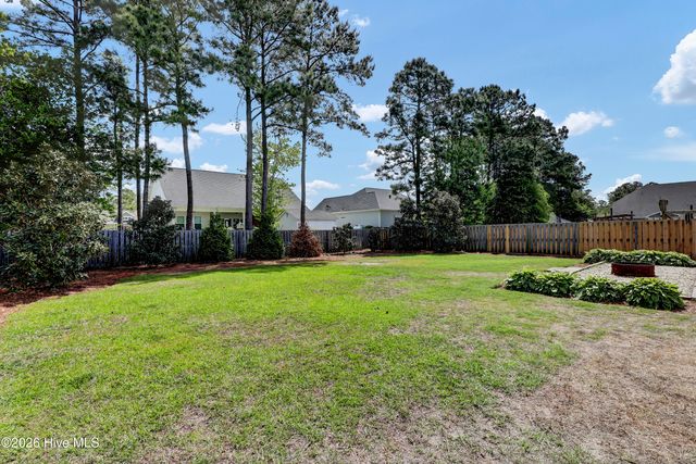 204 Waldorf Way, Hampstead, NC 28443