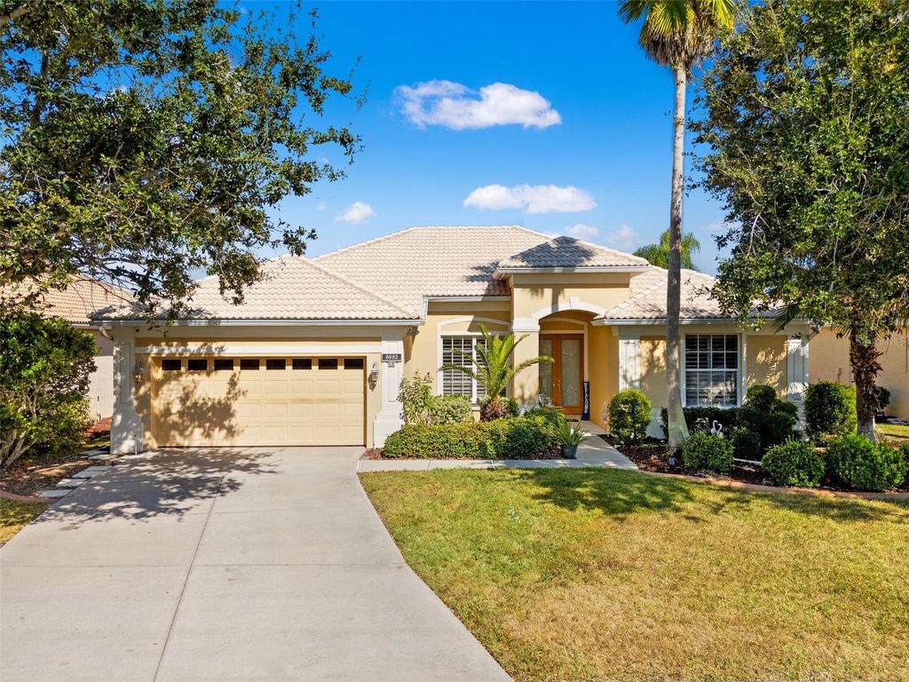 6882 TAILFEATHER WAY, Bradenton, FL 34203