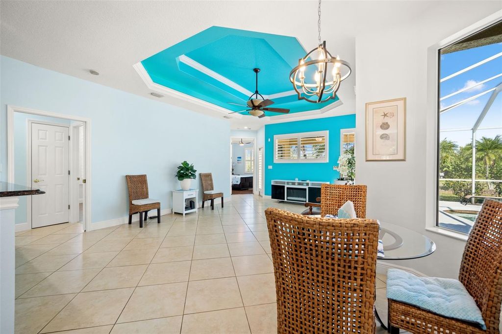 Image 21 of property listing at 6882 TAILFEATHER WAY, Bradenton, FL 34203