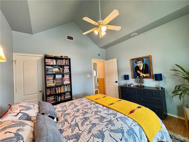 2500 Pelican Avenue, Mcallen, TX 78504