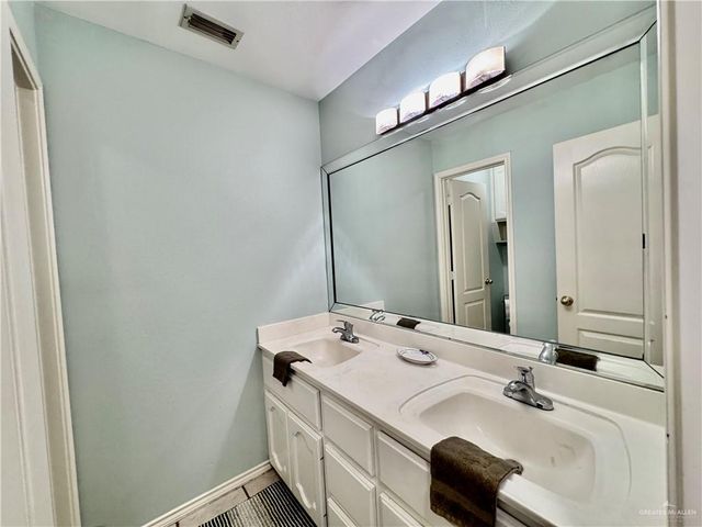2500 Pelican Avenue, Mcallen, TX 78504