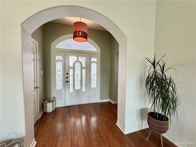 2500 Pelican Avenue, Mcallen, TX 78504