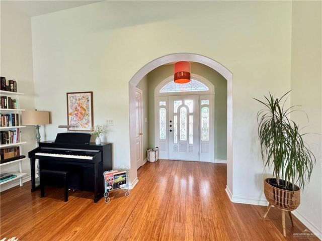 2500 Pelican Avenue, Mcallen, TX 78504