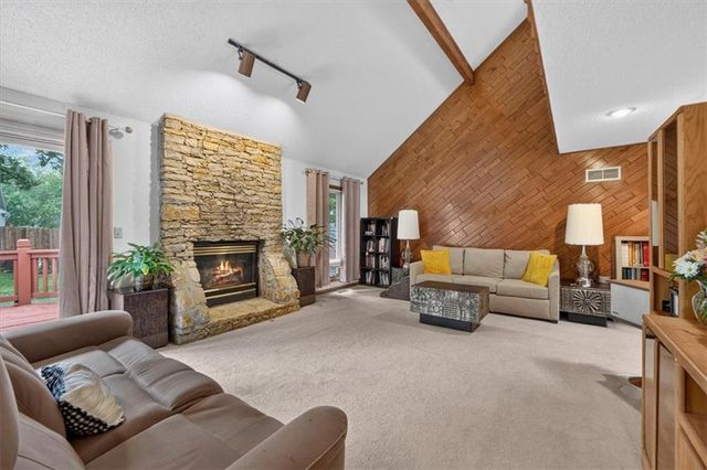 7602 Parkhill Street, Shawnee, KS 66216