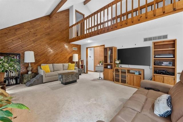 7602 Parkhill Street, Shawnee, KS 66216