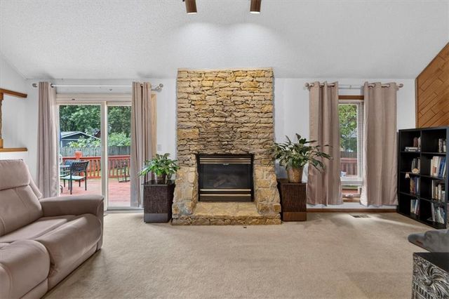 7602 Parkhill Street, Shawnee, KS 66216
