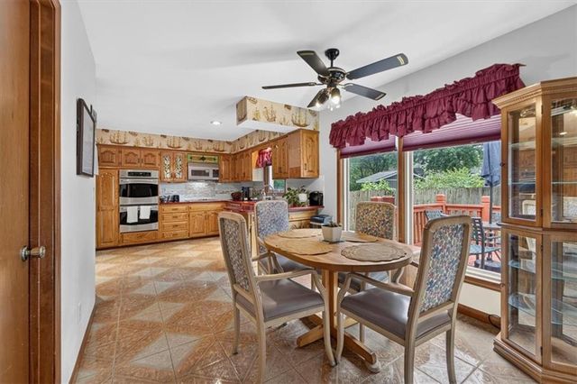 7602 Parkhill Street, Shawnee, KS 66216