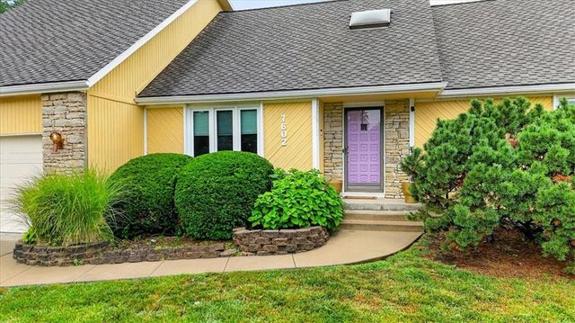7602 Parkhill Street, Shawnee, KS 66216