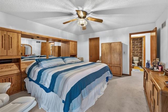 7602 Parkhill Street, Shawnee, KS 66216